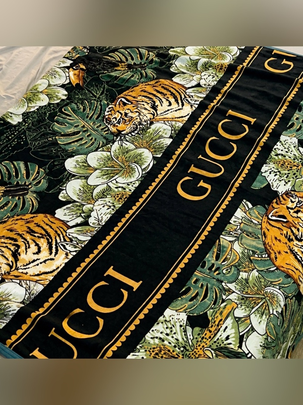 Luxe Jungle Tiger Plush Blanket | Statement Throw | New ✨ - Picture 4 of 10